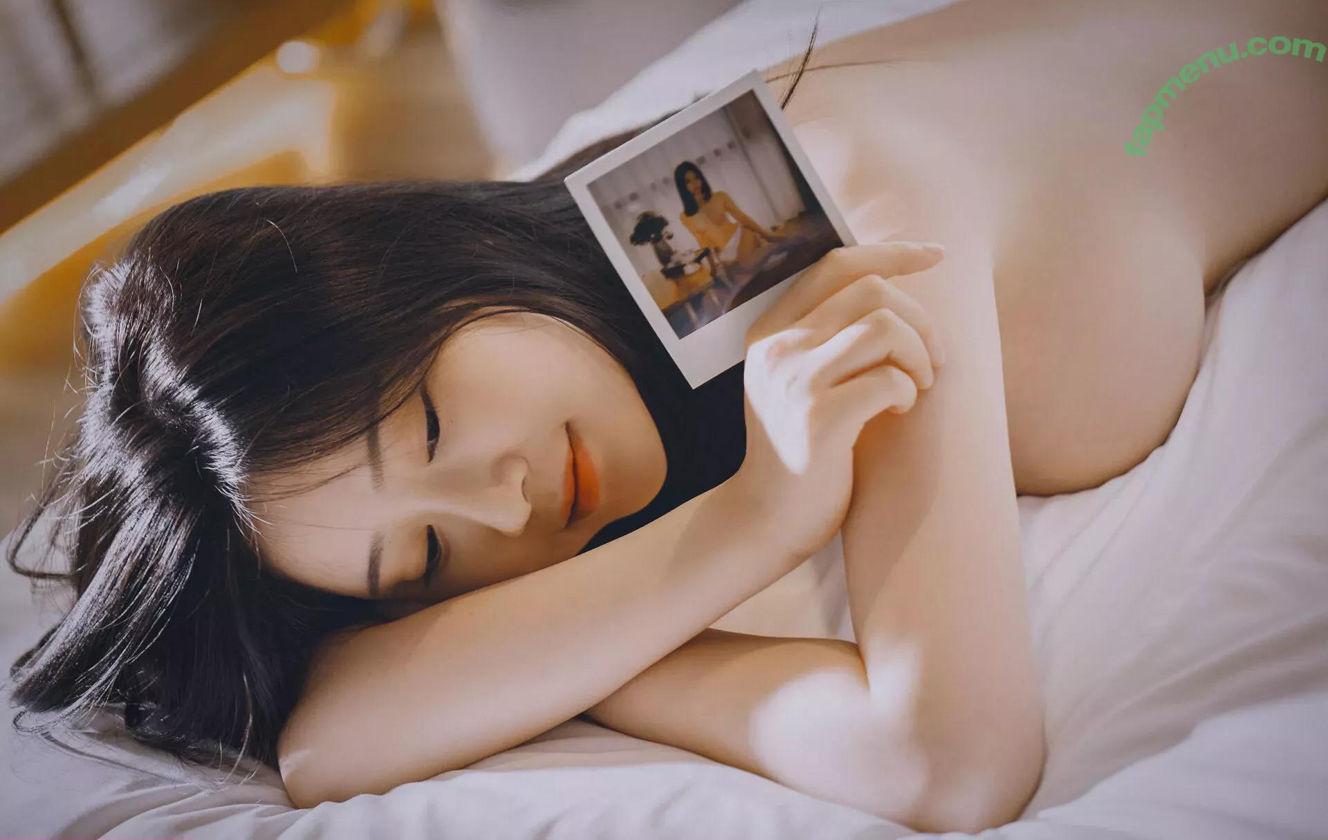 nnian_ nude photo #0112 (nianlin / nnian_011)