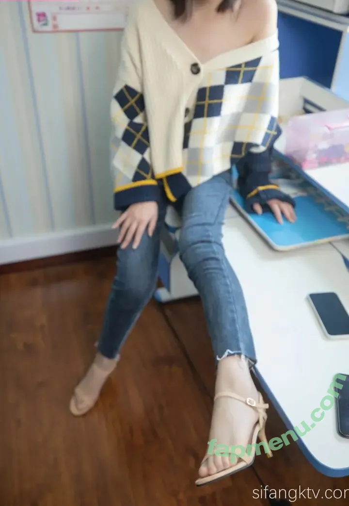 nnian_ nude photo #1410 (nianlin / nnian_011)