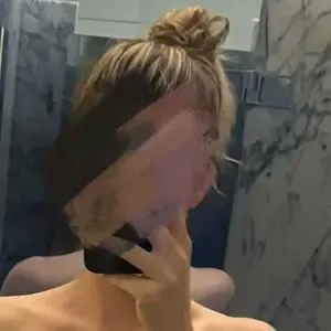 no.face.lou.vip / nofvce__ nude photo #0064