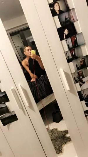 Noah Cyrus / noahcyrus nude photo #0028