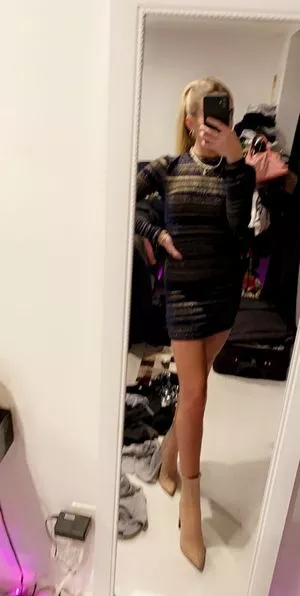 Noah Cyrus / noahcyrus nude photo #0047