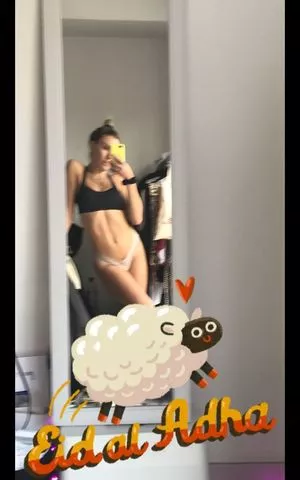 Noah Cyrus / noahcyrus nude photo #0084