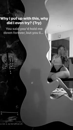 Noah Cyrus / noahcyrus nude photo #0142