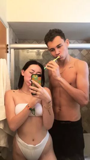 Noah Cyrus / noahcyrus nude photo #0161