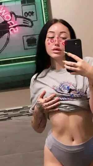 Noah Cyrus / noahcyrus nude photo #0164