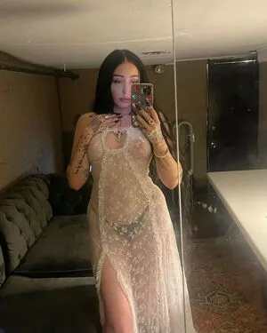 Noah Cyrus / noahcyrus nude photo #0180