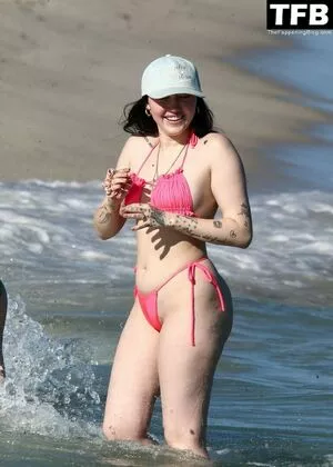 Noah Cyrus / noahcyrus nude photo #0196