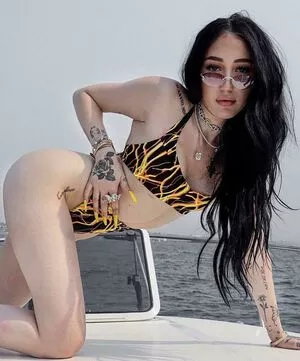 Noah Cyrus / noahcyrus nude photo #0205