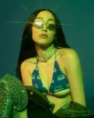 Noah Cyrus / noahcyrus nude photo #0217