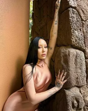 Noah Cyrus / noahcyrus nude photo #0265