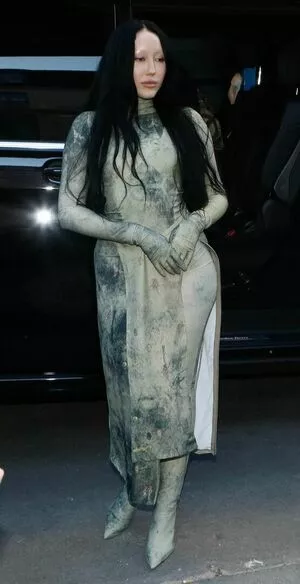 Noah Cyrus / noahcyrus nude photo #0281