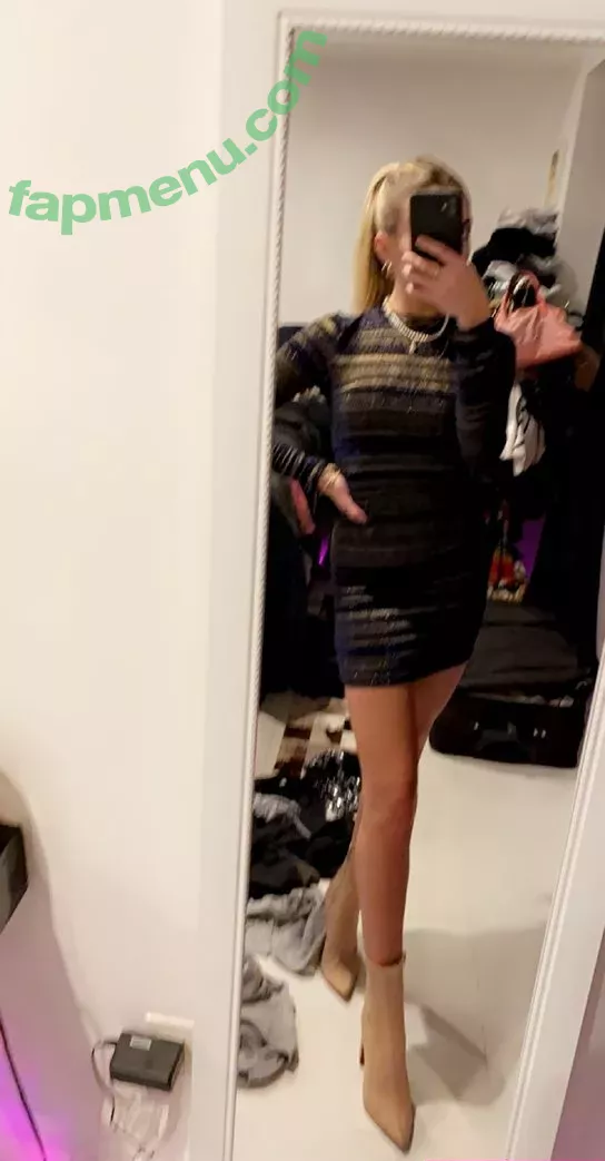 Noah Cyrus nude photo #0047 (noahcyrus)