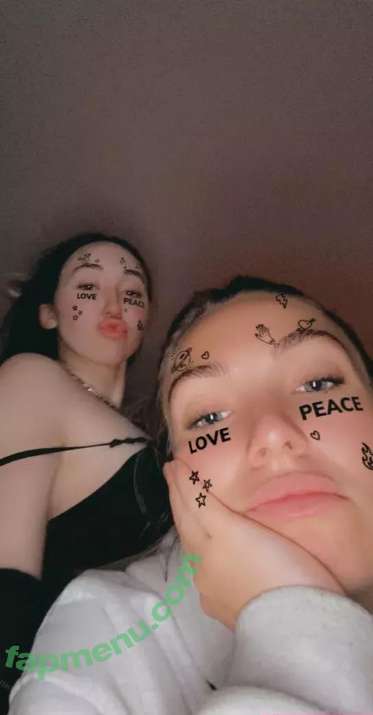 Noah Cyrus nude photo #0098 (noahcyrus)