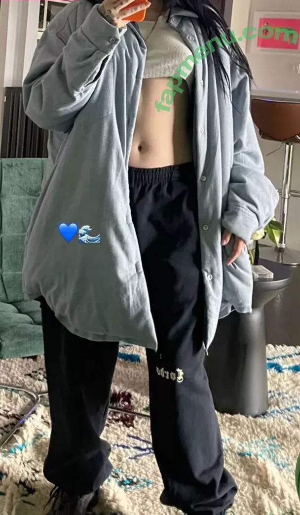 Noah Cyrus nude photo #0146 (noahcyrus)
