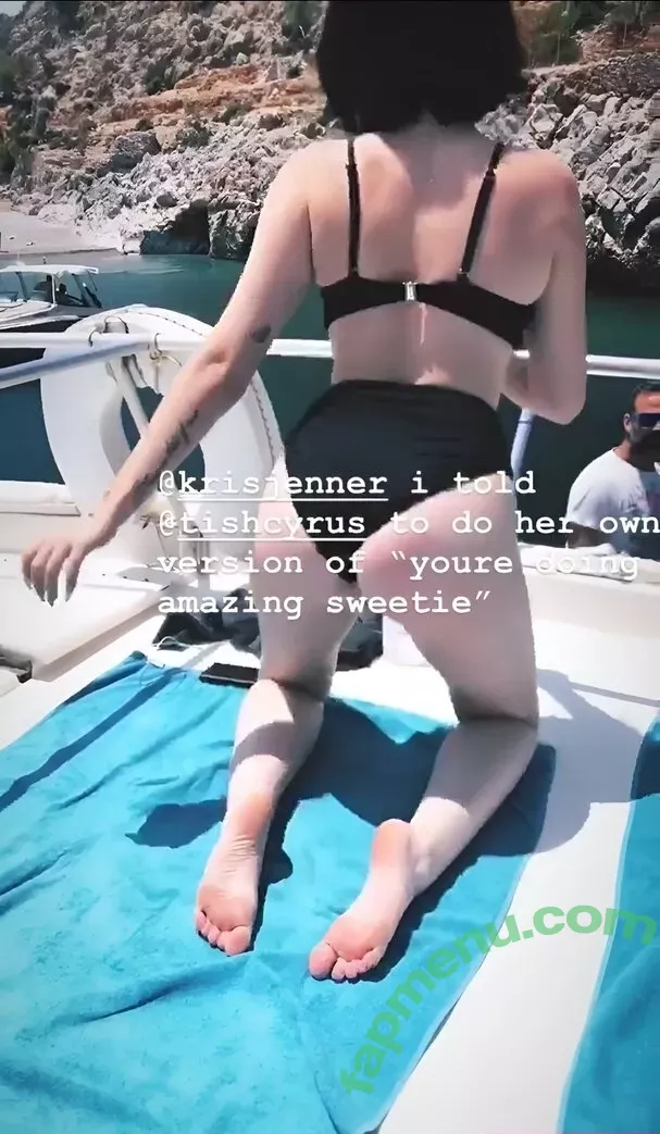 Noah Cyrus nude photo #0159 (noahcyrus)