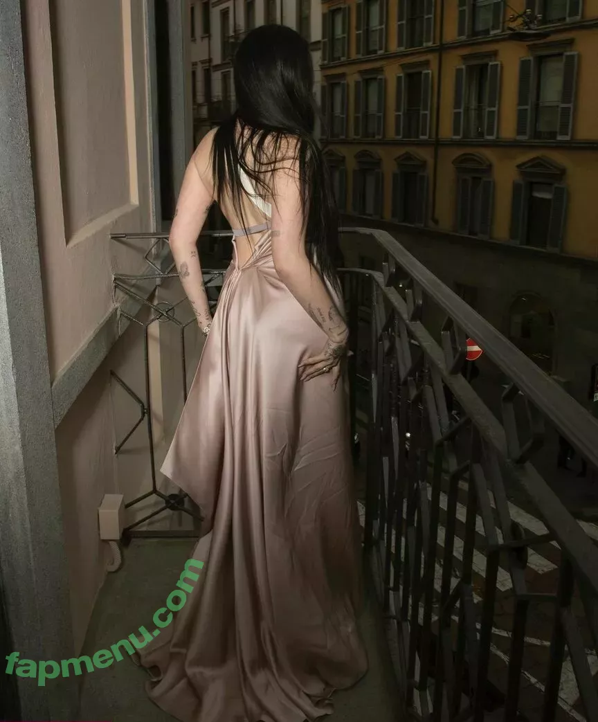 Noah Cyrus nude photo #0266 (noahcyrus)