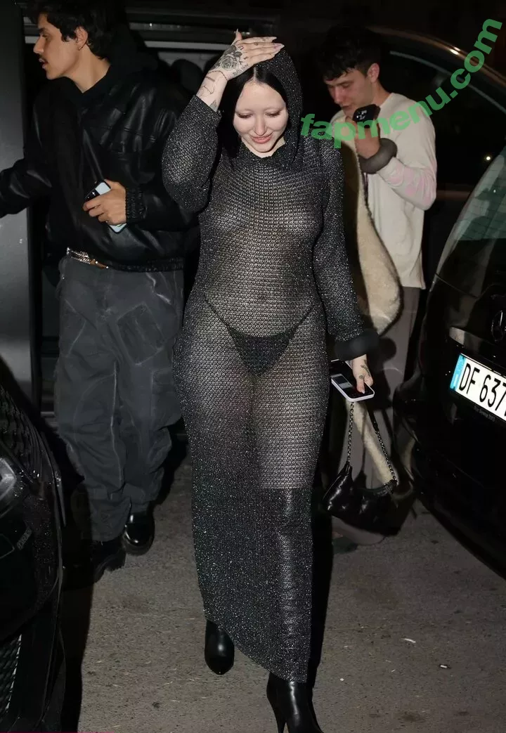 Noah Cyrus nude photo #0275 (noahcyrus)