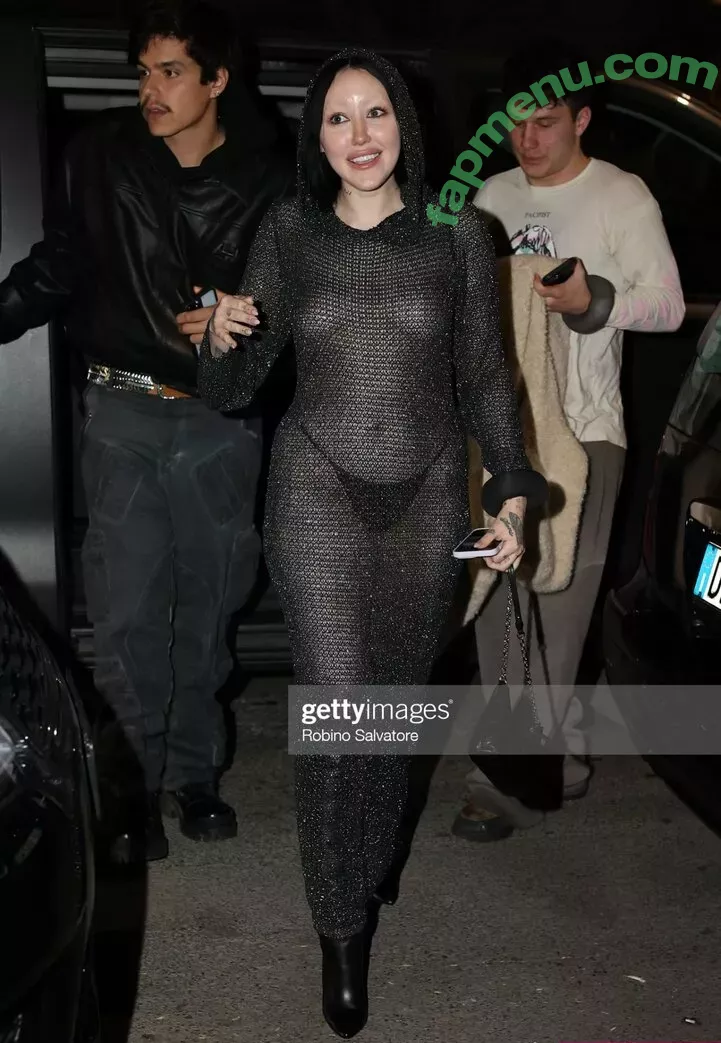 Noah Cyrus nude photo #0278 (noahcyrus)