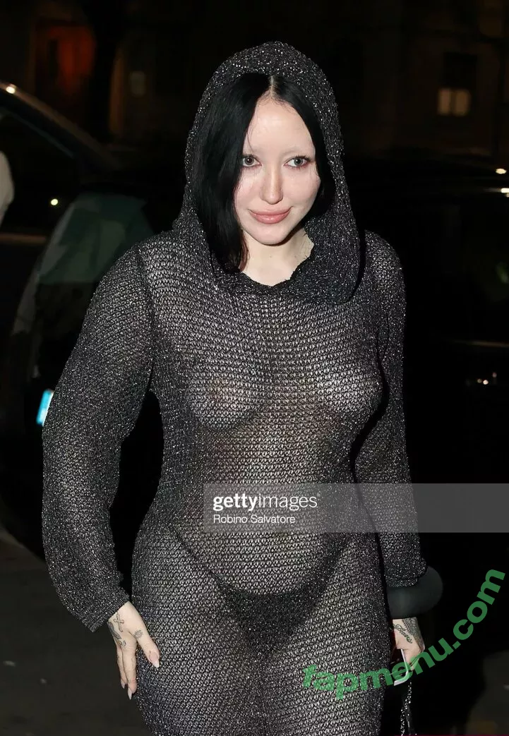 Noah Cyrus nude photo #0279 (noahcyrus)