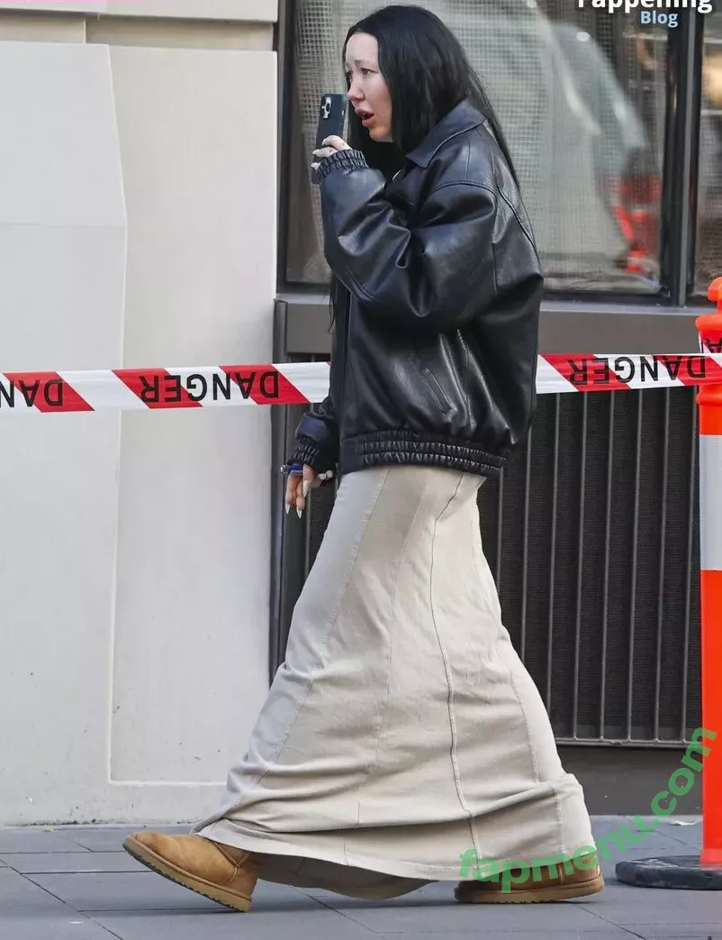 Noah Cyrus nude photo #0378 (noahcyrus)