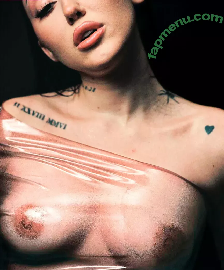 Noah Cyrus nude photo #0478 (illusion_4_lust / noahcyrus)