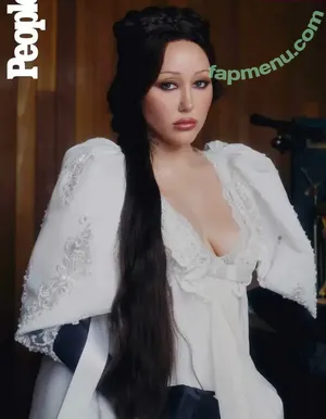Noah Cyrus / noahcyrus nude photo #1098