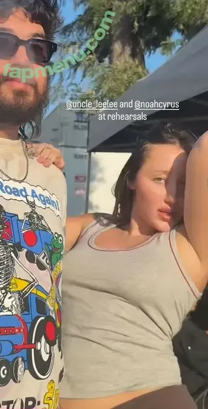 Noah Cyrus / noahcyrus nude photo #1134