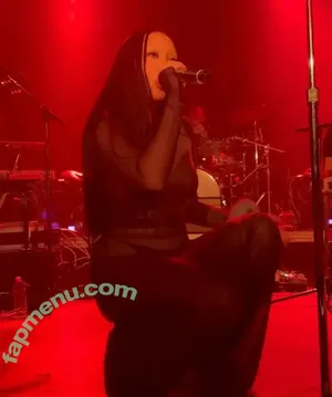 Noah Cyrus / noahcyrus nude photo #1263