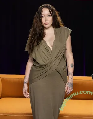 Noah Cyrus / noahcyrus nude photo #1331