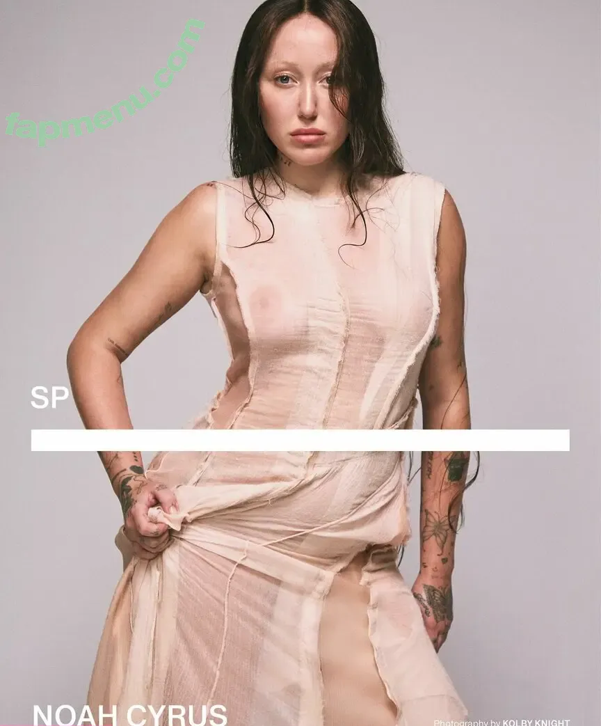 Noah Cyrus nude photo #1185 (noahcyrus)
