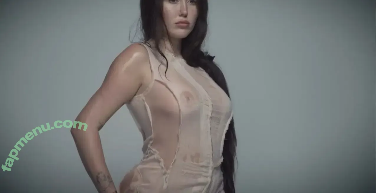 Noah Cyrus nude photo #1195 (noahcyrus)