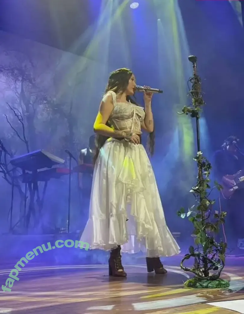 Noah Cyrus nude photo #1274 (noahcyrus)