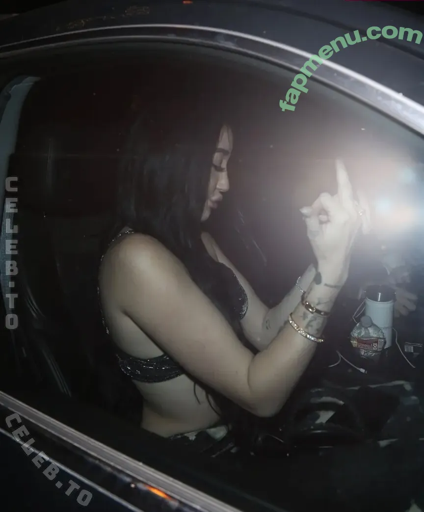 Noah Cyrus nude photo #1314 (noahcyrus)