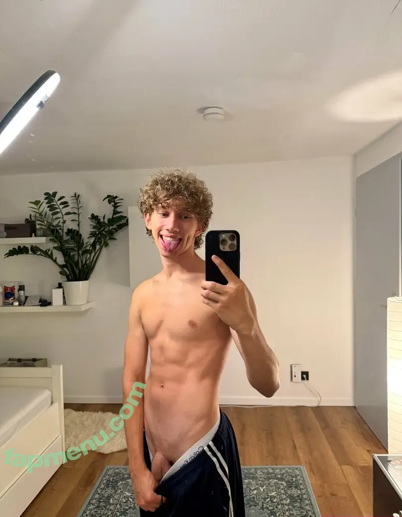 noahtwiink nude photo #0089 (noahtwiink)