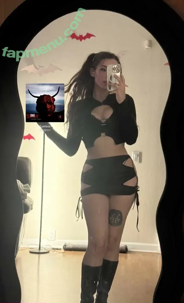 nocapesnicole nude photo #0020 (inyourdreamzxoxo)