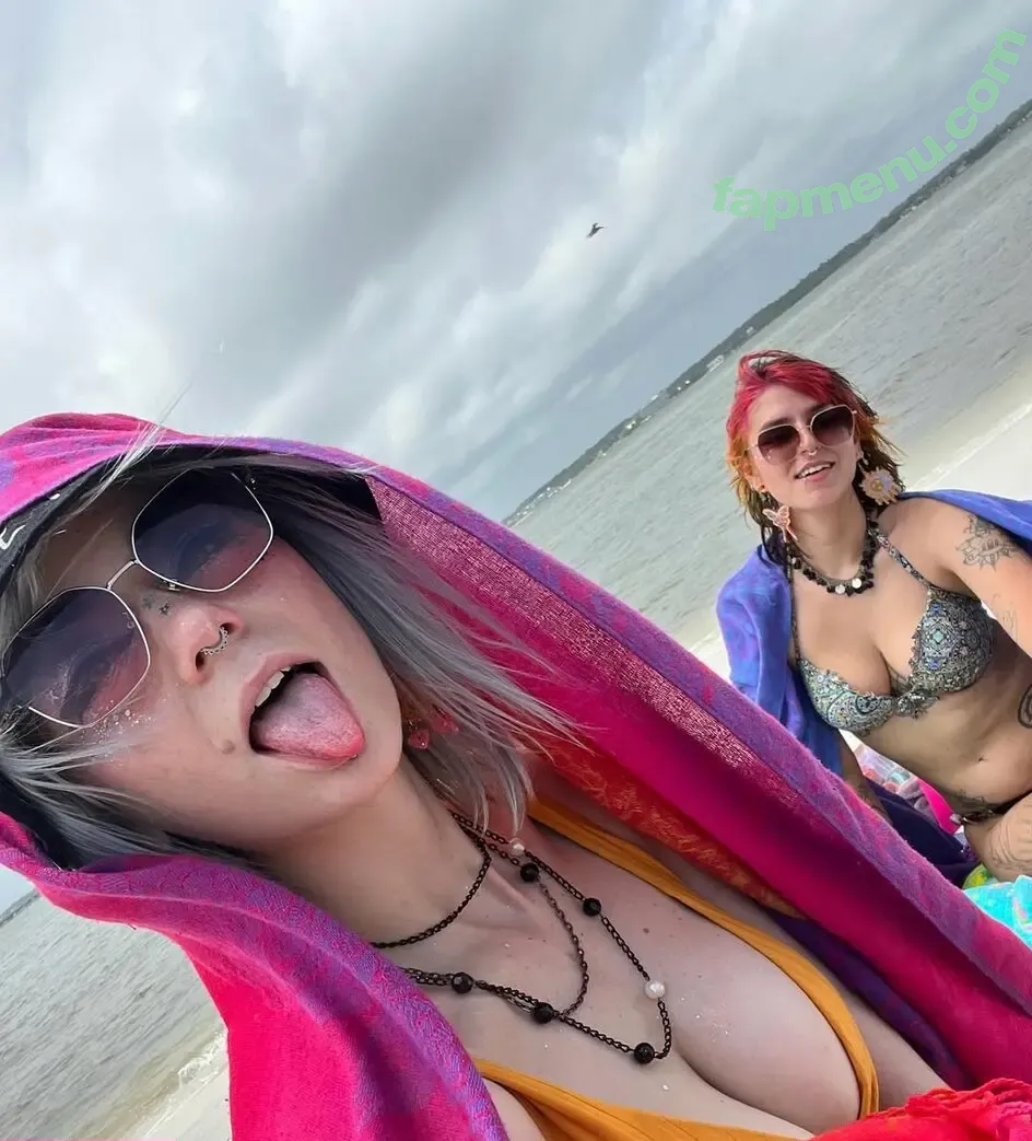 Noel Malphoi nude photo #0001 (noelmalphoi)