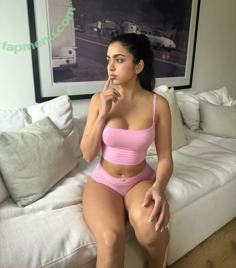 Noelle Emily nude photo #0104 (Emily Villafuerte / noelle_emily / noelleemily)