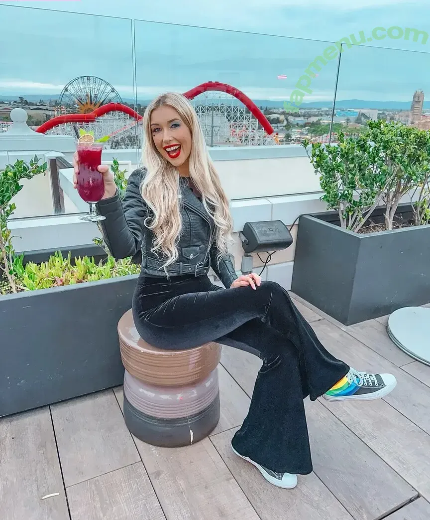 Noelle Foley nude photo #0044 (noellefoley)