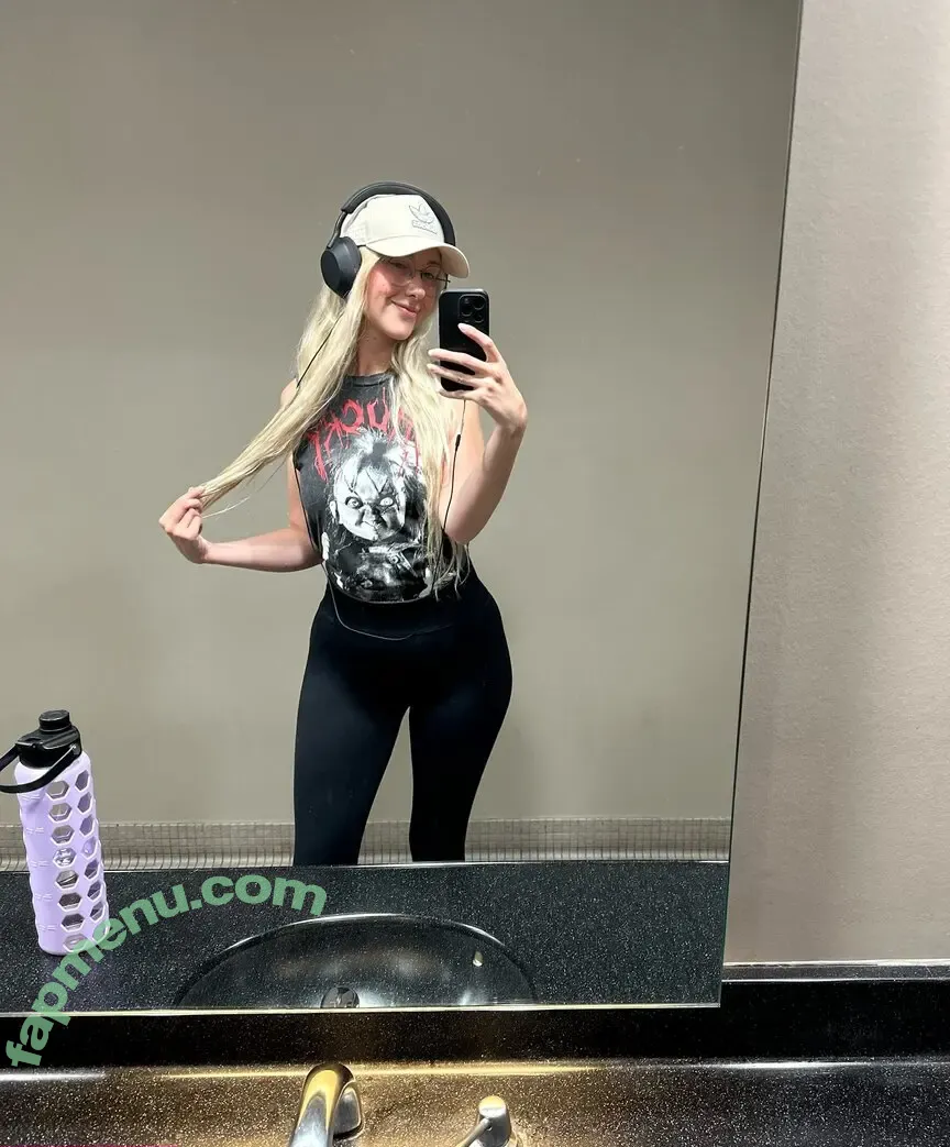 Noelle Foley nude photo #0052 (noellefoley)