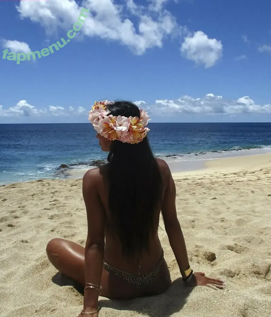 Noelle Lezy nude photo #0047 (noelle_lezy / noellelezy)