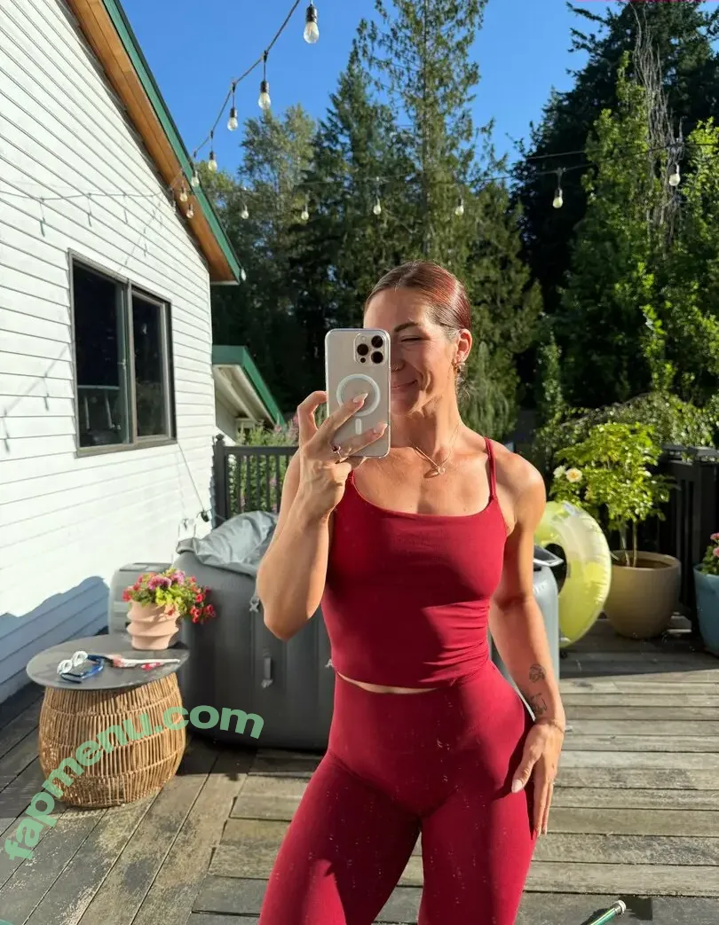 Noellebenepe nude photo #0038 (Noellebenepe)