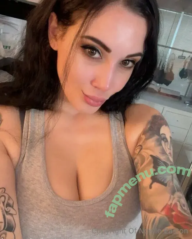 noelleeaston nude photo #0178 (noelleshow)