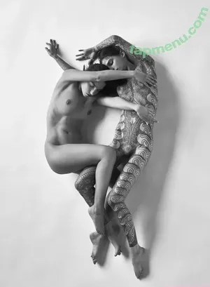 Noémie Doragon / noemiedoragon / noemiedufresne nude photo #0009