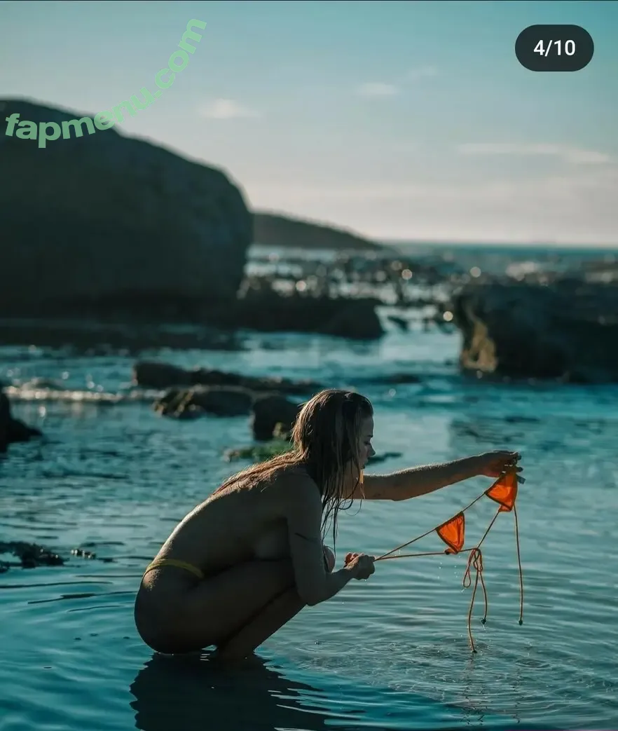 Noemie Neuens nude photo #0237 (noemieneuens)