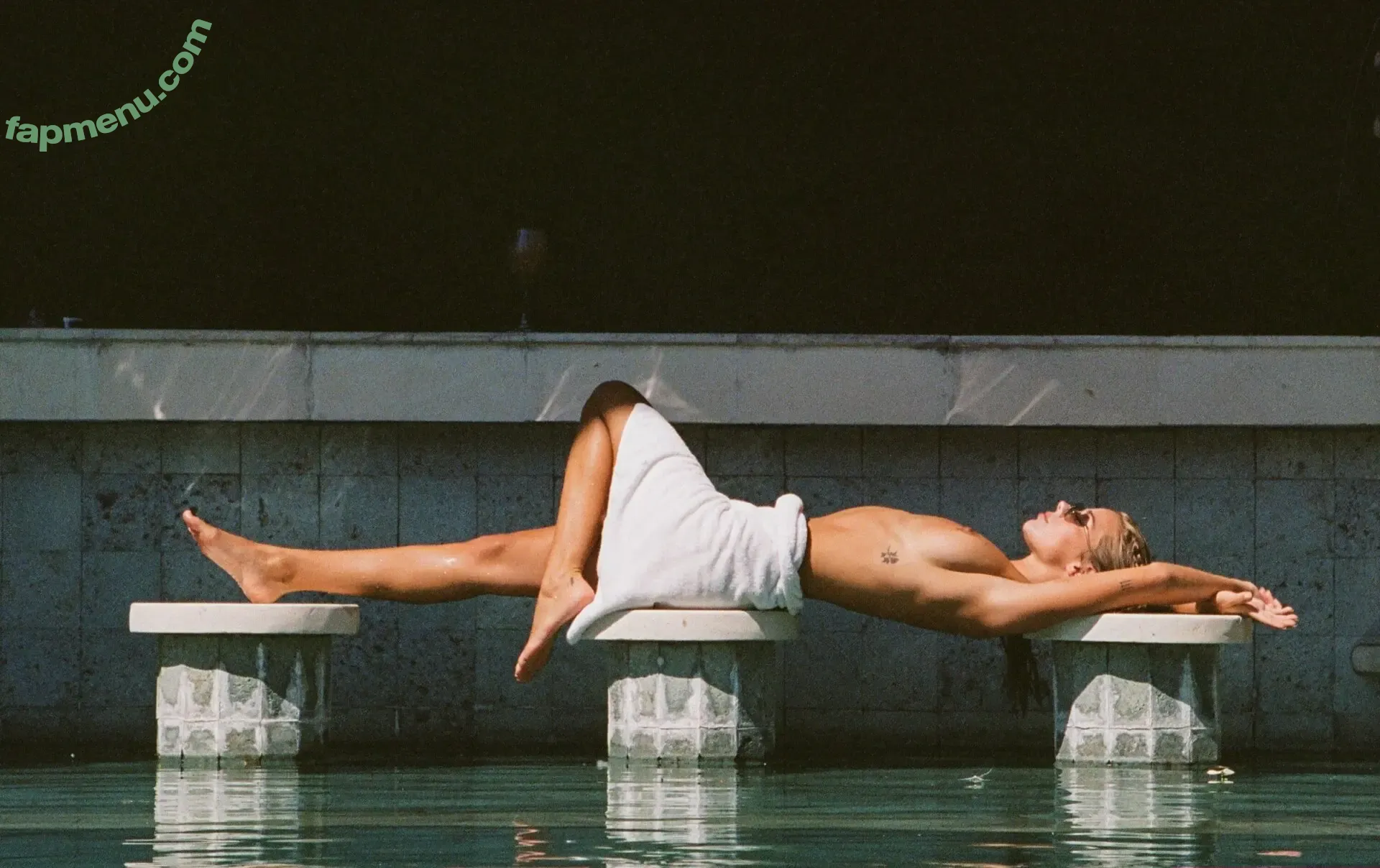 Noemie Neuens nude photo #0262 (noemieneuens)