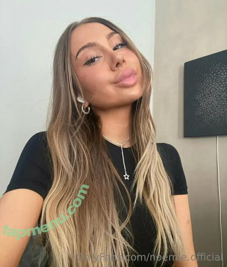 Noemie.official nude photo #0017 (inyourwetdreamz / noemiee.official)