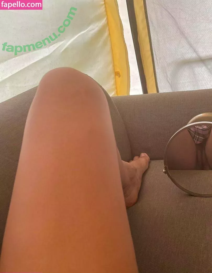 Noey Yanisa nude photo #0079 (Yingnoey2808 / noey_yanisa)