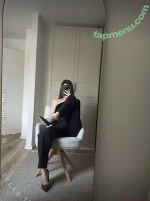 NoFaceLou / lou.socks / no.face.lou nude photo #0431