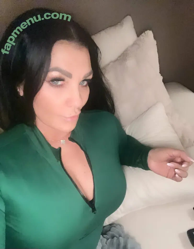 nolaxlux nude photo #0003 (nolaxlux)