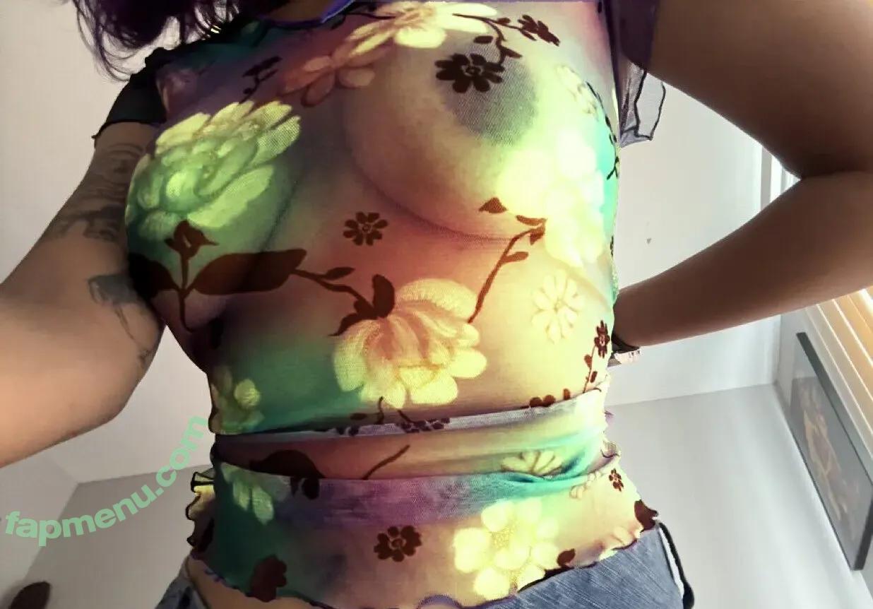 nomamesnico nude photo #0185 (n.nyquil / nomamesnicole)